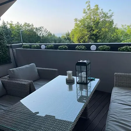 Hotel Apartma Nika Nokturno *