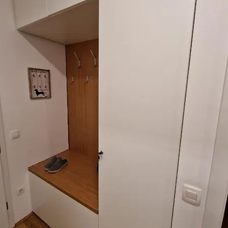 Hotel Apartma Nika Nokturno Koper