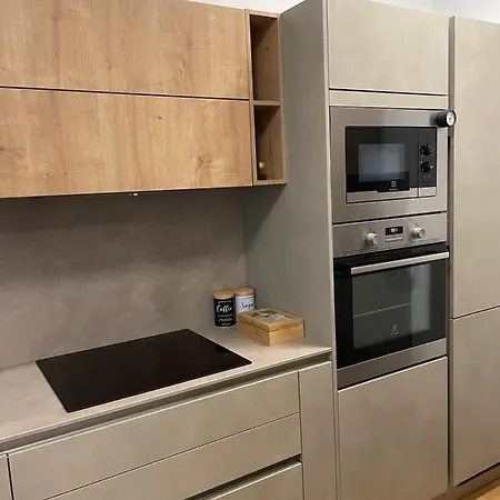 Apartma Nika Nokturno * Koper