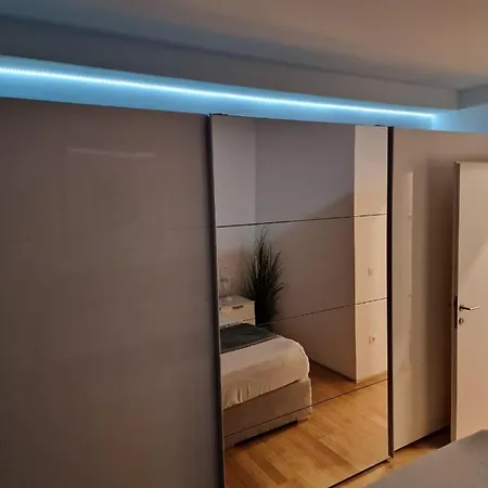 Apartma Nika Nokturno Hotel