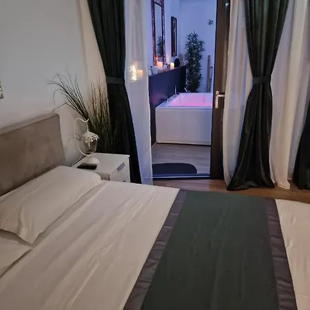 Apartma Nika Nokturno *