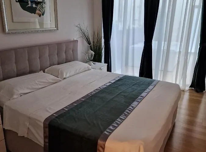 Apartma Nika Nokturno *