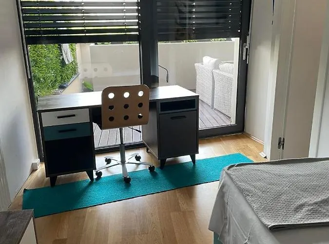 Apartma Nika Nokturno *